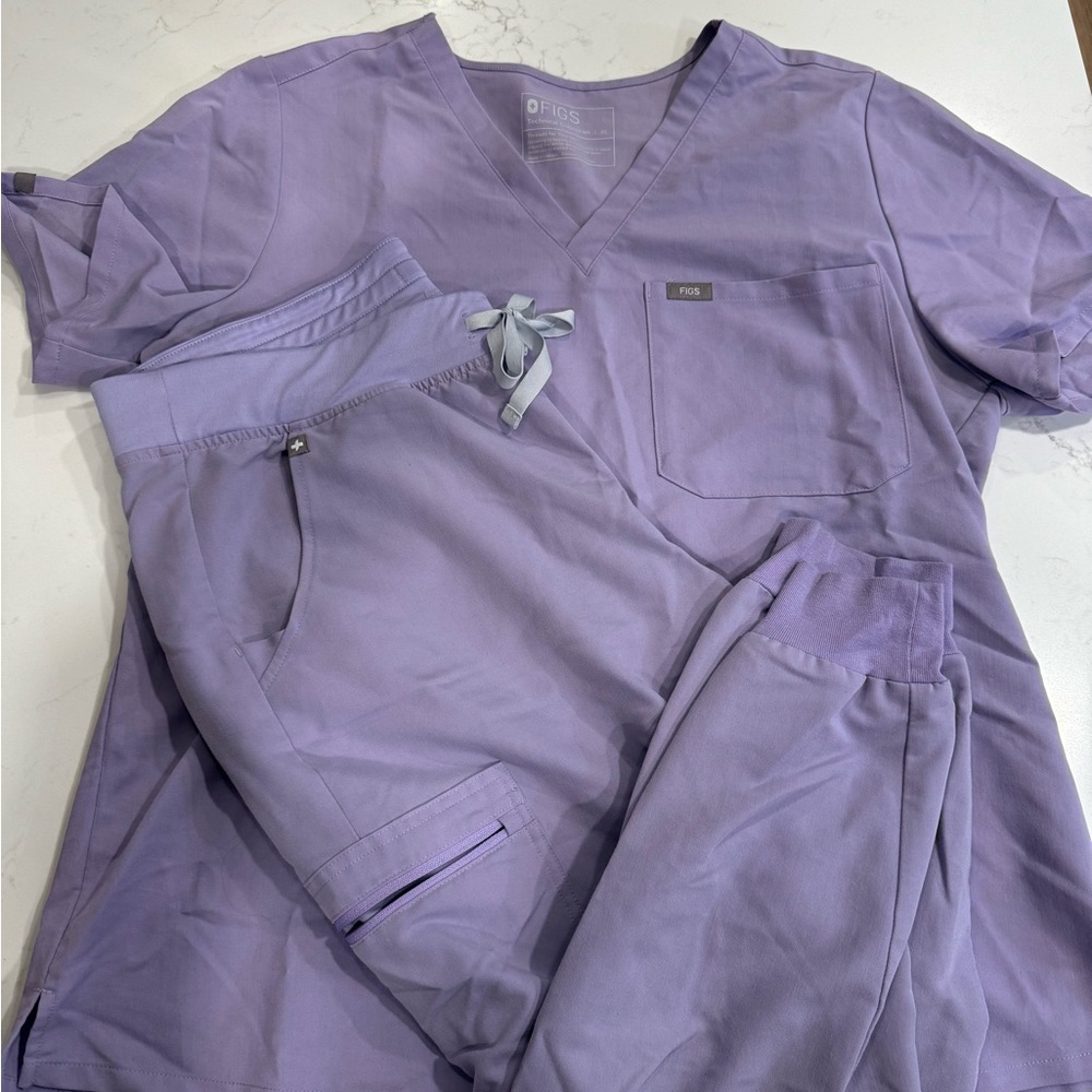 Figs Light Purple Scrub Set